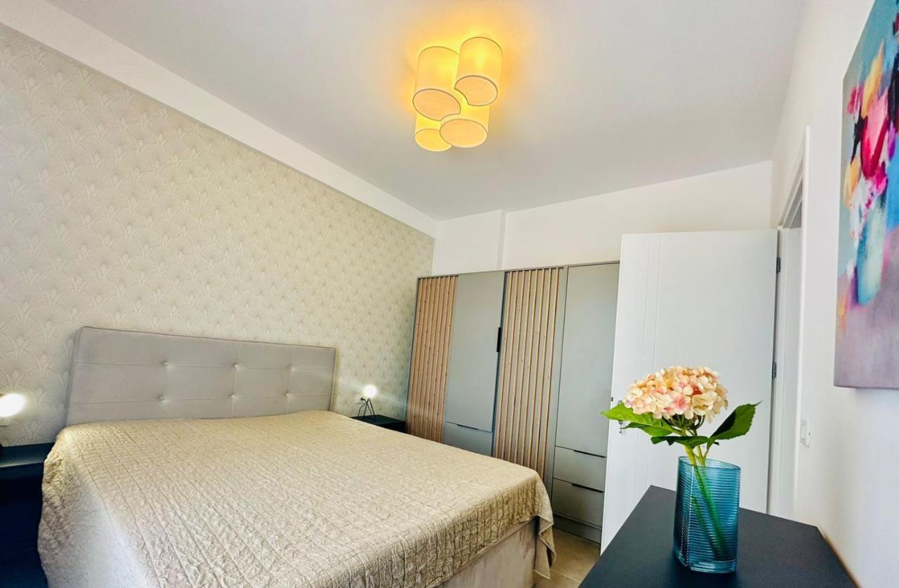 Apartment Celine ซารานเดอ ภายนอก รูปภาพ